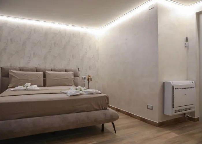 Luxury Regina 14 * Bari