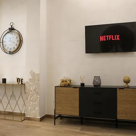 Luxury Regina 14 Bari